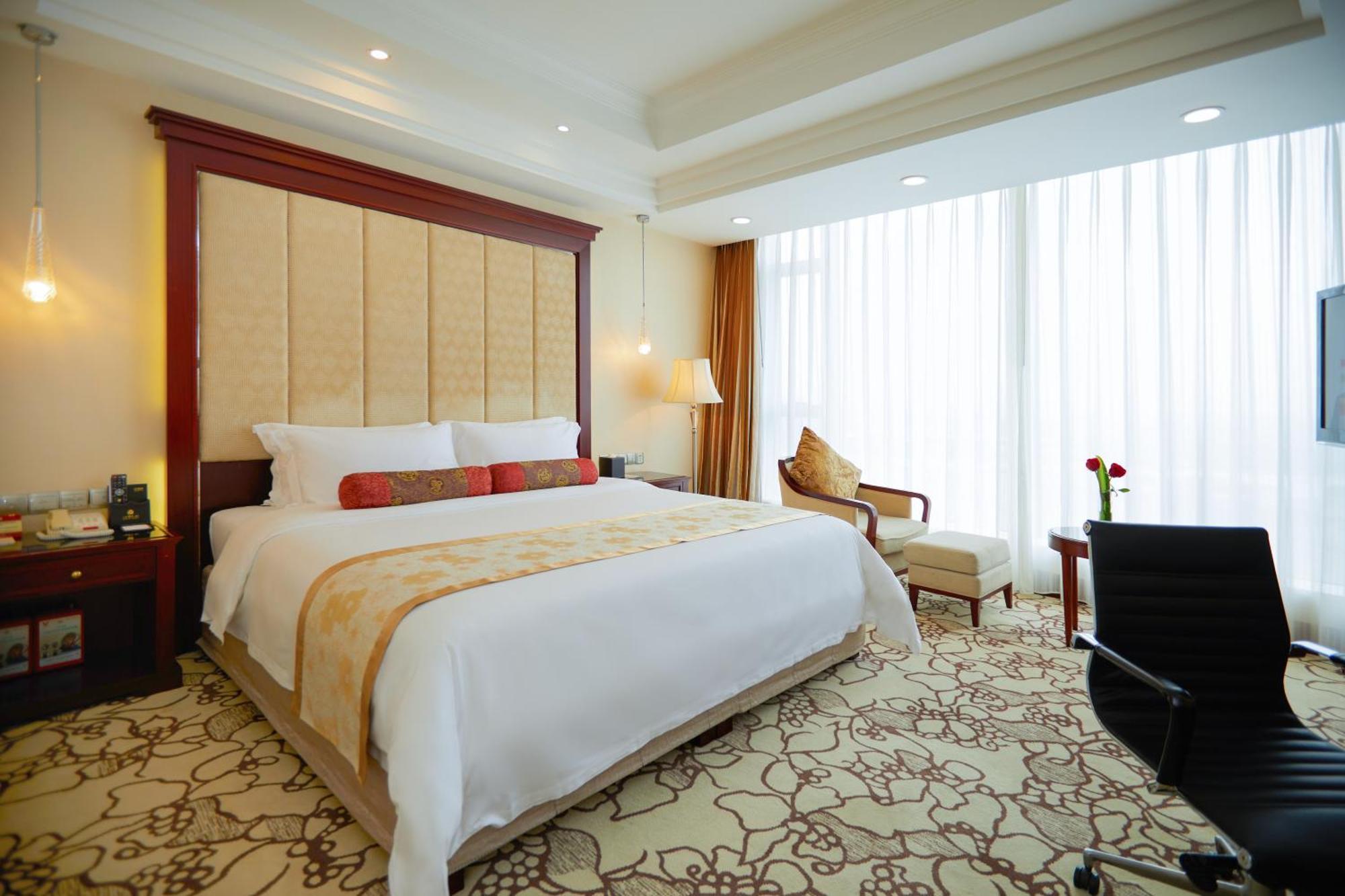 Soluxe Hotel Guangzhou - Overseas Buyers Registration Service&Canton Fair Free Shuttle Bus 15 Apr To 05 May Εξωτερικό φωτογραφία