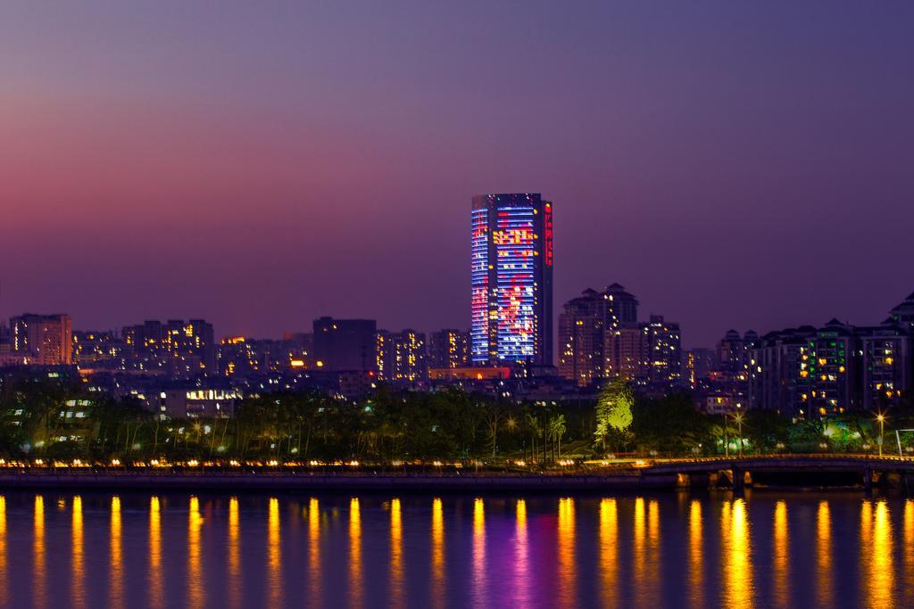 Soluxe Hotel Guangzhou - Overseas Buyers Registration Service&Canton Fair Free Shuttle Bus 15 Apr To 05 May Εξωτερικό φωτογραφία
